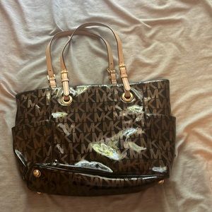 Michael Kors Tote -brown & gold patent tote